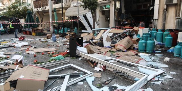 Αιγάλεω: Έκρηξη σε κατάστημα με φιάλες υγραερίου