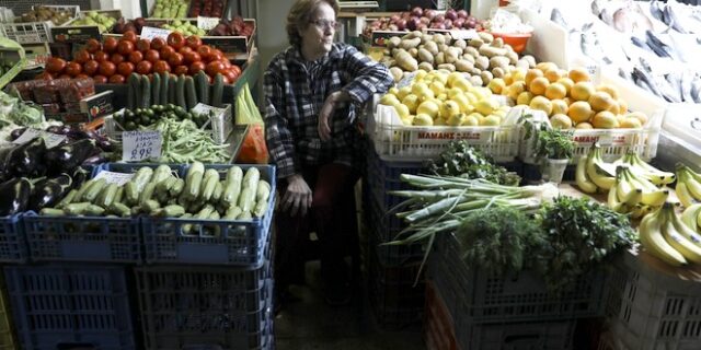“Σήματα” για φτώχεια και κοινωνικό αποκλεισμό λόγω ακρίβειας