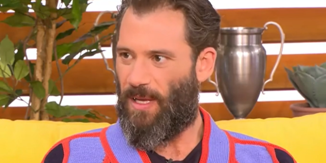 Αντίνοος Αλμπάνης: “Νιώθω βαθύτατο οίκτο για τον εαυτό μου κάποιες φορές”