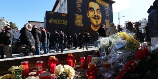 Άλκης Καμπανός: Τρισάγιο και πλήθος κόσμου στο σημείο της δολοφονίας του