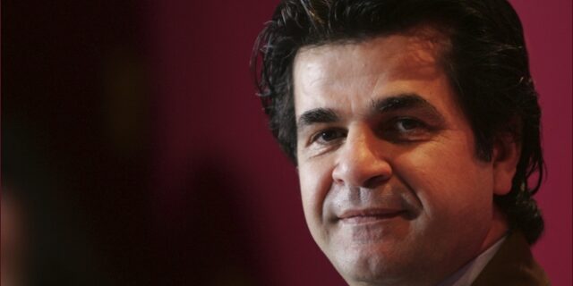Ιράν: Αποφυλακίστηκε ο Ιρανός σκηνοθέτης Τζαφάρ Παναχί
