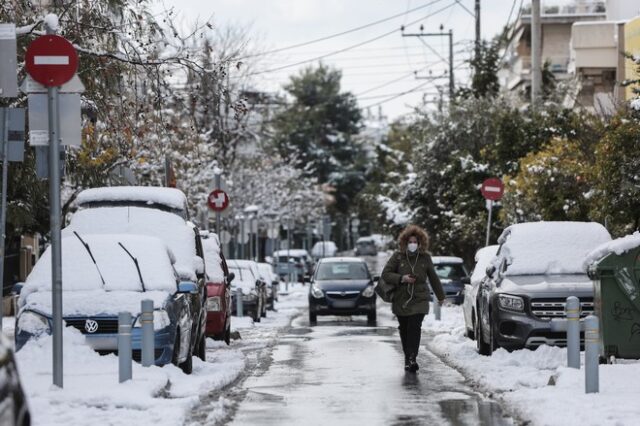 Καιρός Αθήνα: Χιονόνερο και χιόνια – Από το απόγευμα ύφεση