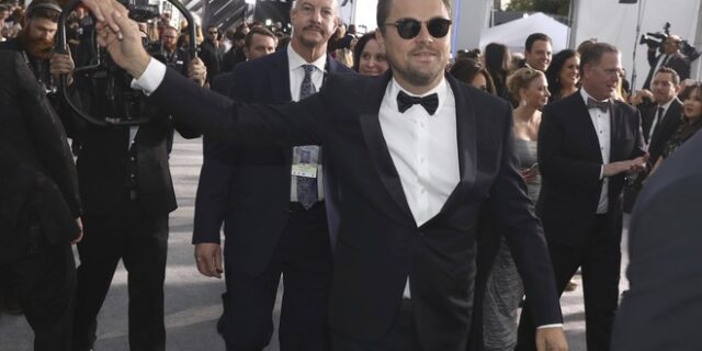 Leonardo DiCaprio: “Μασκοφόρος” σε πάρτι με 21χρονο μοντέλο, αν και θέλει να ξεφύγει από “το κλαμπ κάτω των 25”