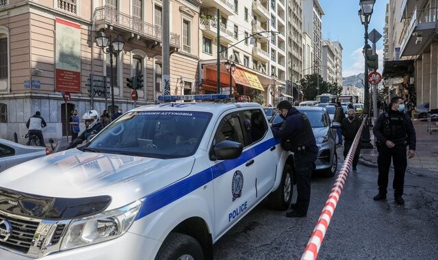 Πανεπιστημίου: Ελεγχόμενη έκρηξη σε μπαγκαζιέρα