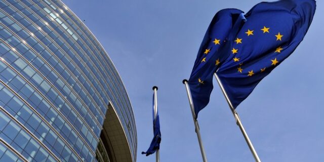 Ρωσία: Αίρονται οι κυρώσεις της ΕΕ σε βάρος τριών δισεκατομμυριούχων