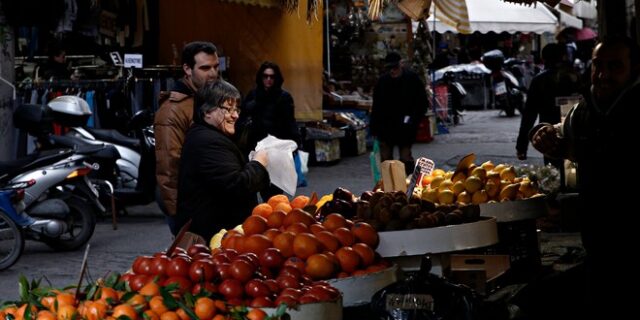 ΦΠΑ: Ποια είδη παραμένουν μέχρι το τέλος του έτους στον χαμηλό συντελεστή