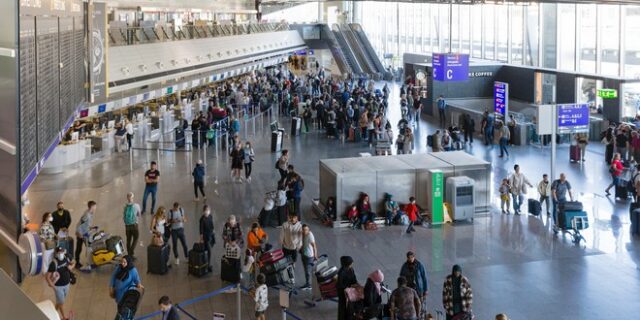 Γερμανία: Απεργία στα μεγαλύτερα αεροδρόμια της χώρας – Χιλιάδες πτήσεις ακυρώνονται