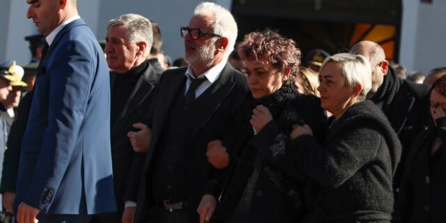 Μάριος Τουρούτσικας: Συγκλόνισαν οι γονείς του – “Ήσουν ο γιος που θα ήθελε κάθε μάνα στην αγκαλιά της”