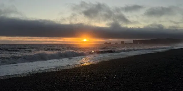 Ηλιοβασίλεμα στην Ισλανδία