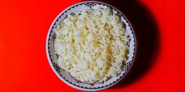 Το απλό κόλπο που θωρακίζει το έντερο και ρίχνει το ζάχαρο