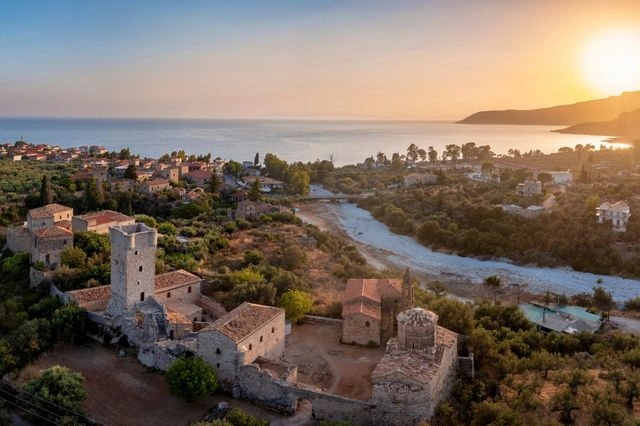 Πότε είναι η επόμενη αργία μετά το Πάσχα – Ο μήνας που περιλαμβάνει δύο τριήμερα