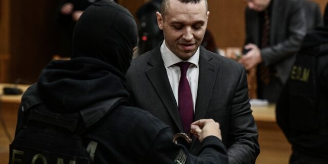 Κατατίθεται η τροπολογία για μπλόκο στο κόμμα Κασιδιάρη μέχρι την Παρασκευή
