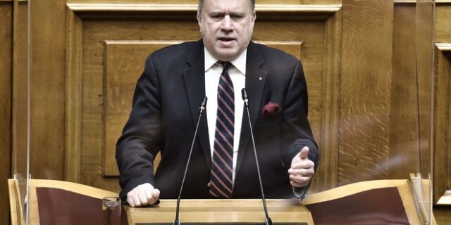 Κατρούγκαλος: Ζητά ενημέρωση για την πρόταση έξι σημείων του Τσαβούσογλου