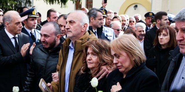 Πτώση F-4: “Ράγισαν” καρδιές στην κηδεία του σμηναγού Ευστάθιου Τσιτλακίδη – “Μας έμαθες πως το αδύνατο μπορεί να γίνει δυνατό”