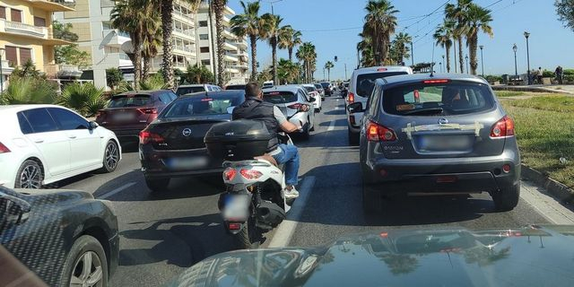 Κίνηση στους δρόμους: Μποτιλιάρισμα στον Κηφισό – Στο “κόκκινο” η Κηφισίας