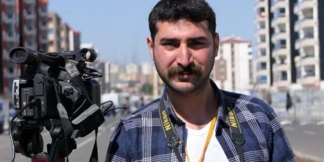 Τουρκία: Είσαι δημοσιογράφος και καταγράφεις την αλήθεια στους σεισμούς; Συλλαμβάνεσαι