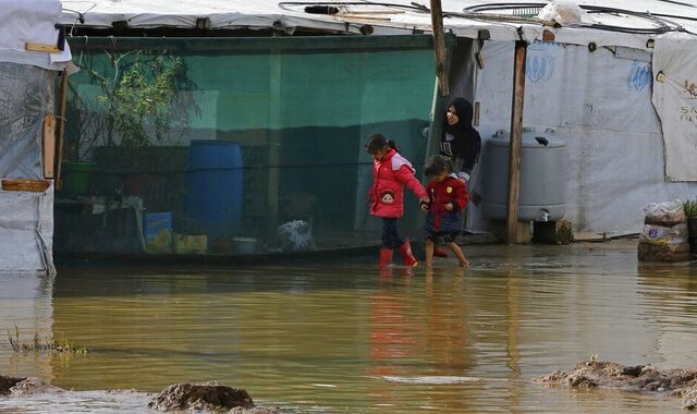 Λίβανος: Τρία προσφυγόπουλα από τη Συρία πνίγηκαν σε λίμνη μετά τις καταρρακτώδεις βροχές