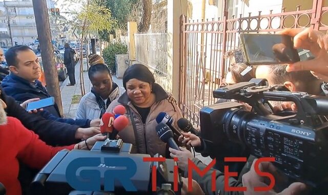 Θεσσαλονίκη: Ξεσπά η μητέρα του κοριτσιού – “Την άφησαν να πεθάνει γιατί ήταν μαύρη”