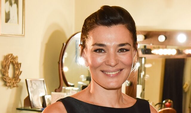 Μαρία Ναυπλιώτου: Υπεβλήθη εσπευσμένα σε χειρουργική επέμβαση – Το βίντεο μέσα από το νοσοκομείο