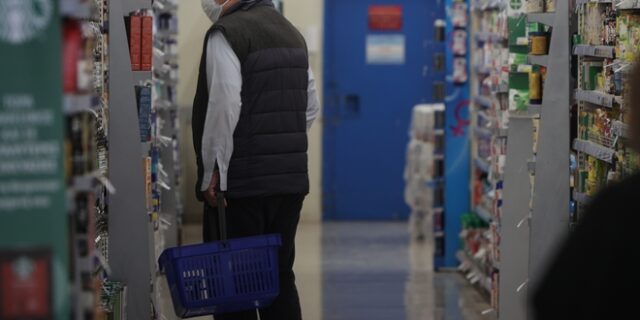 Eurostat: Συνεχίζεται το ράλι των τιμών στα τρόφιμα