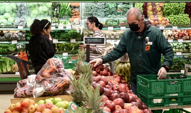 Market Pass: Σήμερα οι πληρωμές σε άυλες κάρτες – Μέχρι πότε συνεχίζονται οι αιτήσεις