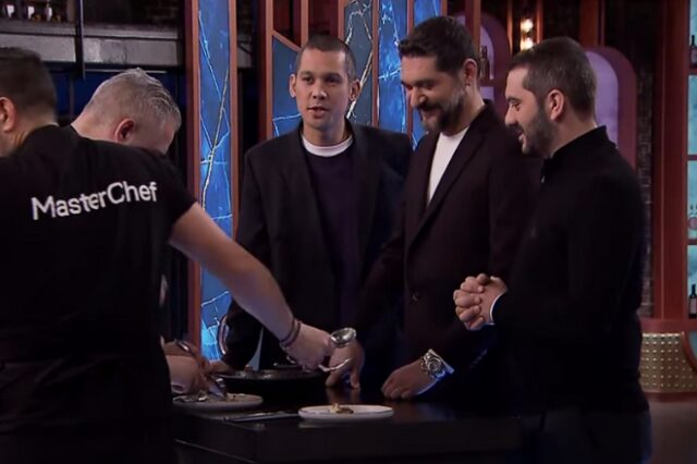 MasterChef: Το “μυστικό” του πιάτου αντιγραφής που έκανε τον Κοντιζά να τραγουδήσει “Τρύπες”