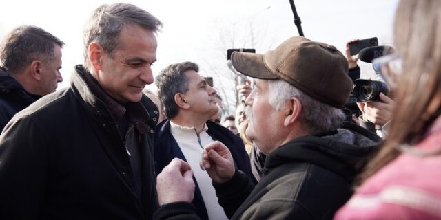 Το σαρδάμ του Μητσοτάκη στην Πτολεμαΐδα – “Μειώσαμε τους μισθούς”