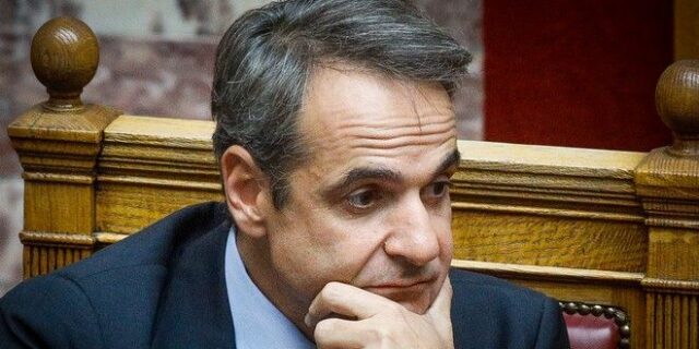 Βοήθημα των 300 ευρώ: Στο ίδιο έργο θεατές