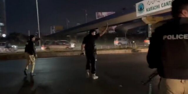 Πακιστάν: Εκρήξεις και πυροβολισμοί μετά την εισβολή ενόπλων σε αστυνομικό τμήμα