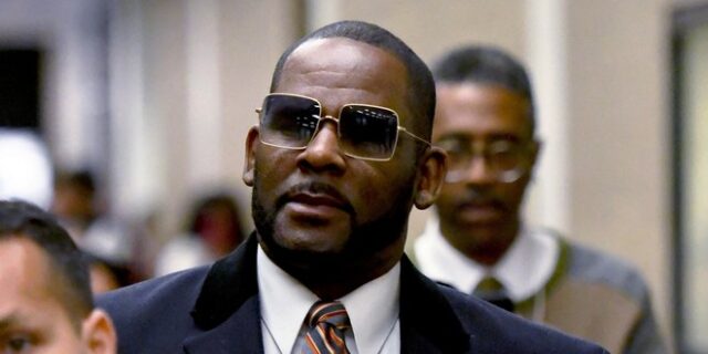 R. Kelly: Στη φυλακή για ακόμη ένα χρόνο μετά την τελευταία καταδίκη για σεξουαλική κακοποίηση