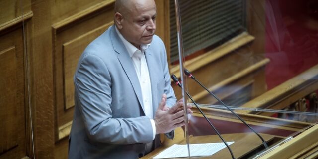 Το τελευταίο μήνυμα του Σαντορινιού: “Όποιο και αν είναι το προσωπικό μας άχθος, έχουμε χρέος να παλέψουμε για την αλλαγή”