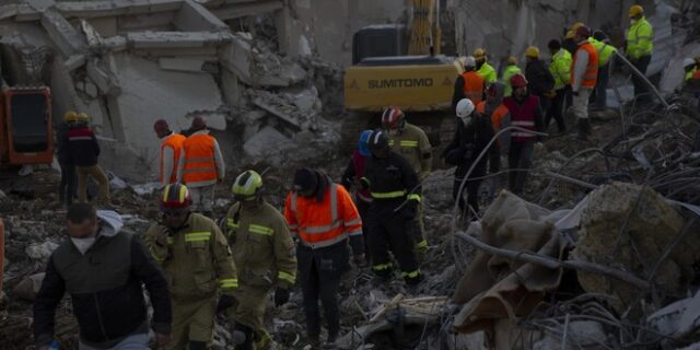 Σεισμός σε Τουρκία – Συρία: Σχεδόν 26 εκατ. άνθρωποι μπορεί να έχουν πληγεί, σύμφωνα με τον ΠΟΥ