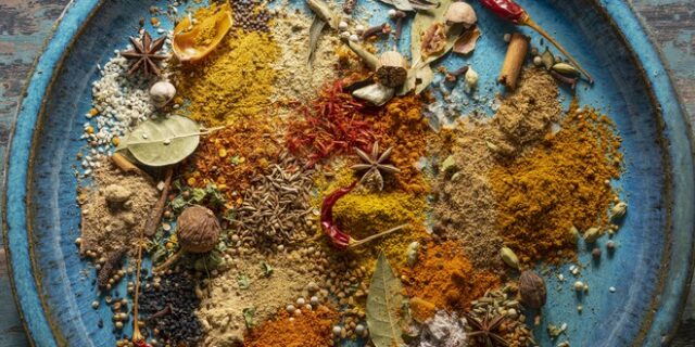 Το μπαχαρικό που διώχνει το άγχος και το Αλτσχάιμερ το έχεις στο ντουλάπι σου