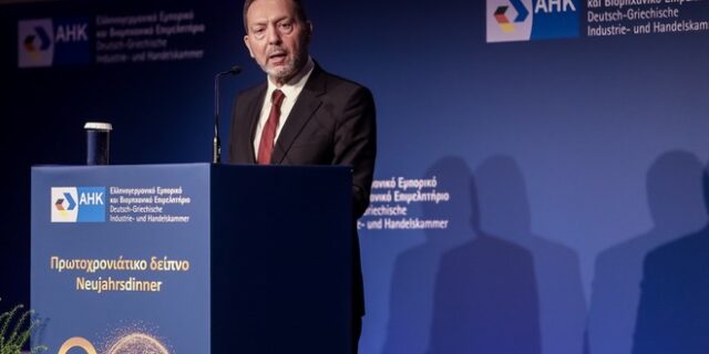 ΤτΕ: Ανάπτυξη 2,2% φέτος – Σύντομα η επενδυτική βαθμίδα