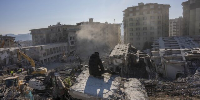 Τουρκία: Τρεις νεκροί και πάνω από 200 τραυματίες από τον νέο σεισμό