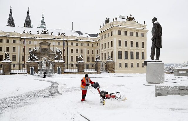 Σφοδρή χιονοθύελλα σε Τσεχία και Σλοβακία: Χιλιάδες νοικοκυριά χωρίς ρεύμα