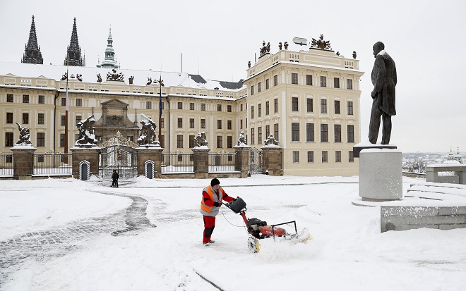Σφοδρή χιονοθύελλα σε Τσεχία και Σλοβακία: Χιλιάδες νοικοκυριά χωρίς ρεύμα