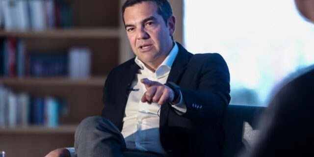 Αλέξης Τσίπρας: Live η παρέμβασή του στο συνέδριο του ΕΝΑ