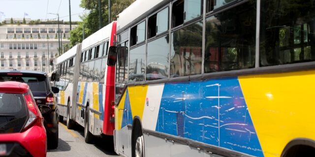 Βασιλίσσης Σοφίας: 12 τραυματίες σε τροχαίο με λεωφορείο του ΟΑΣΑ