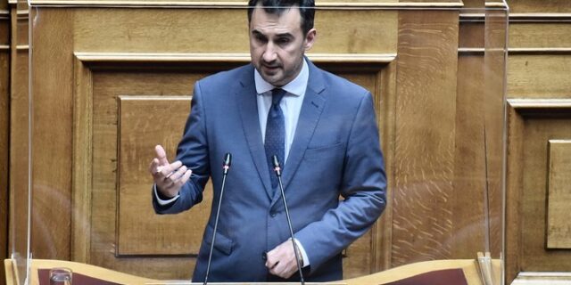 Χαρίτσης: “Παίρνετε τα σπίτια του κόσμου για να τα δώσετε στους Πάτσηδες”