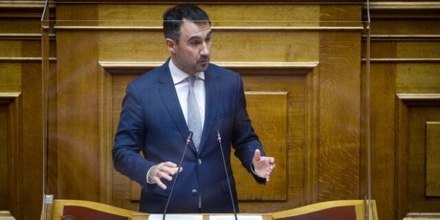 Χαρίτσης για market pass: “Το επιτελικό κράτος του κ. Μητσοτάκη εξαπατά τους πολίτες”