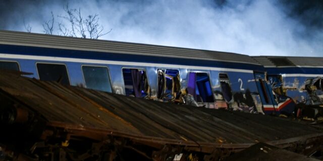 Τέμπη: Θύματα και συγγενείς διεκδικούν την ποινική δίωξη κάθε υπαίτιου από ΤΡΑΙΝΟΣΕ και Hellenic Train