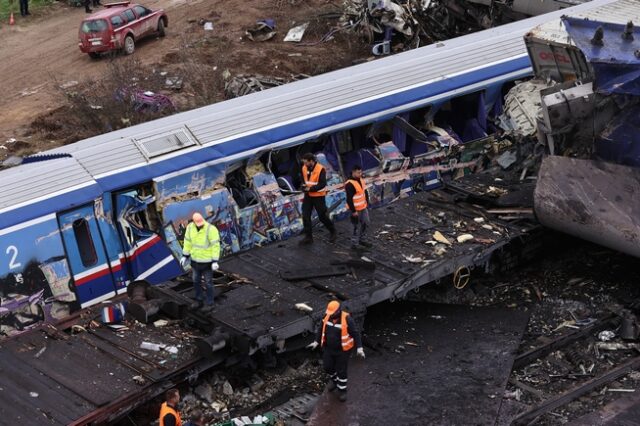 Τέμπη: Στους 57 οι νεκροί από τη σύγκρουση των τρένων – Όσα είπε η ιατροδικαστής Ρουμπίνη Λεονταρή