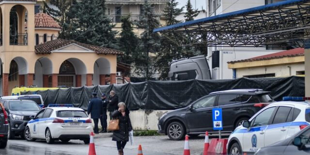 Τέμπη: Δωρεάν μετακινήσεις θυμάτων και συγγενών επιβατών από τον συνεταιρισμό ταξί Λάρισας