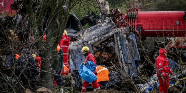 Τραγωδία στα Τέμπη: Ταυτοποιήθηκαν οι σοροί τριών ακόμη ατόμων – Ήταν φοιτητές στη Θεσσαλονίκη