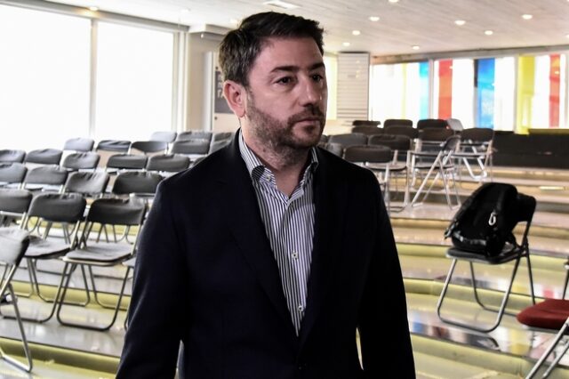 Στα Τέμπη μεταβαίνει ο Νίκος Ανδρουλάκης – “Πρόκειται για μια ανείπωτη τραγωδία”
