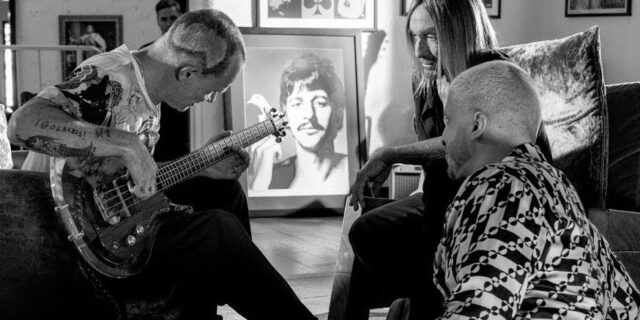 Ο Iggy Pop συζητά με τον Flea σε νέο ντοκιμαντέρ – “Μην αφήνεις τον εαυτό σου να πέσει”