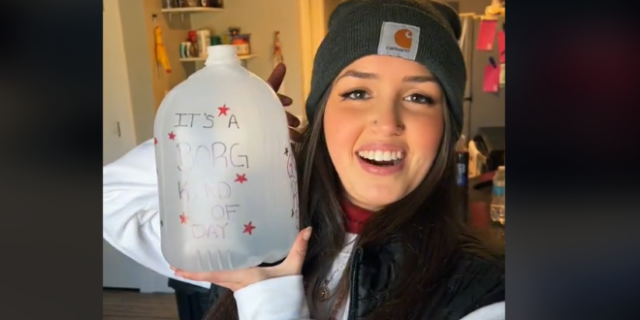 Δεκάδες φοιτητές του Πανεπιστημίου της Μασαχουσέτης στο νοσοκομείο λόγω της νέας τάσης με αλκοόλ στο TikTok