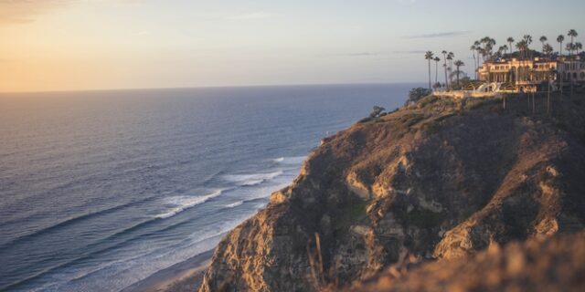 ΗΠΑ: Τουλάχιστον οκτώ νεκροί από την ανατροπή σκαφών με μετανάστες στην Καλιφόρνια