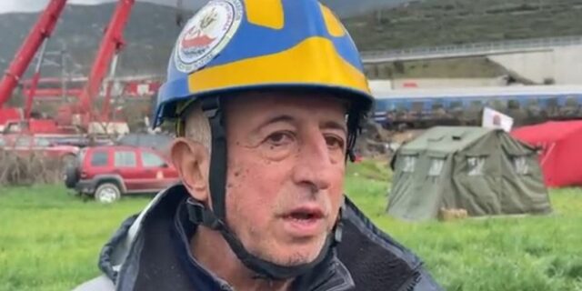 Τέμπη: Εθελοντής διασώστης στο NEWS 24/7 – “Θα έχουμε ακόμη 15 νεκρούς. Άμορφη μάζα τα 3 πρώτα βαγόνια”